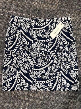 Francesca's Collections Navy & White Floral Embroidered Mini Skirt